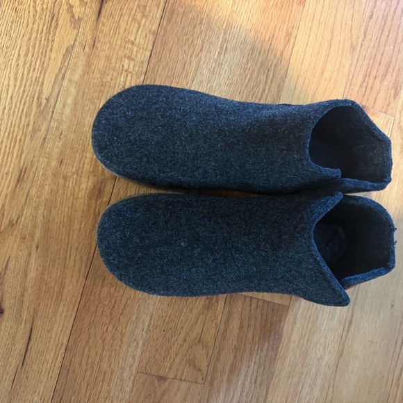 Taos Footwear Gray Ankle Boots - Picture 5 of 7